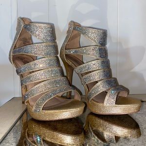 Sparkling Gold High Heels